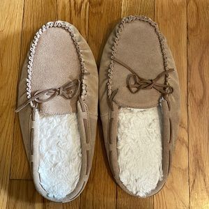 Sharper image slippers